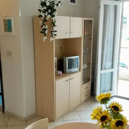 Residence Zeta - Walterigato Apartments Solo Per Famiglie Lido di Jesolo Exterior photo