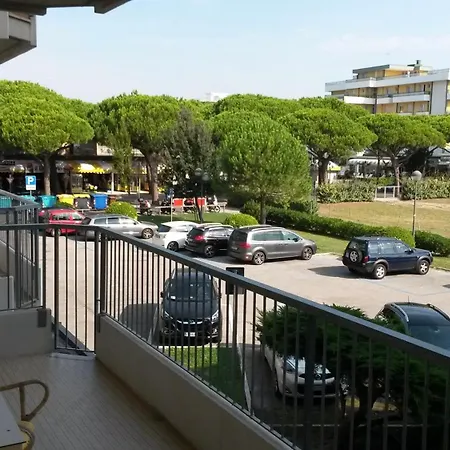 Residence Zeta - Walterigato Apartments Solo Per Famiglie Lido di Jesolo Exterior photo